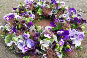 Fotografie smuteční kytice od osobní floristky Michaely Kačírkové