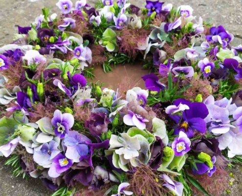 Fotografie smuteční kytice od osobní floristky Michaely Kačírkové